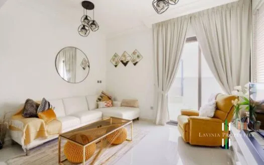3 BHK + 5 BATH + MAID | SINGLE ROW | PRIVATE YARD