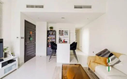 3 BHK + 5 BATH + MAID | SINGLE ROW | PRIVATE YARD