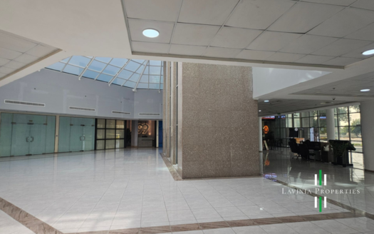 RETAIL SHOP FOR RENT |PRIME LOCATION |CHILLER FREE