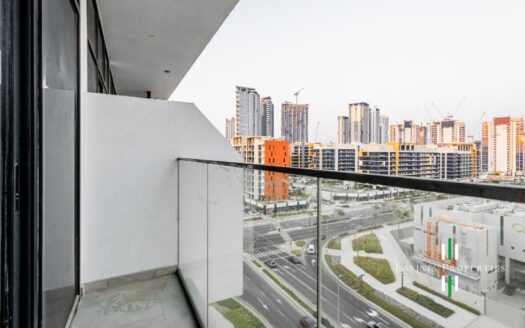 Fully Furnished | High Floor | Chiller Free