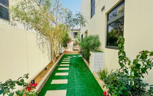 FULLY FURNISHED CORNER UNIT | READY TO MOVE