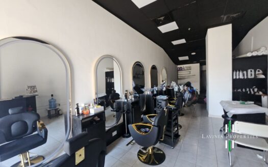 READY SHOP FOR RENT IN BUSSINESS DISTRICT