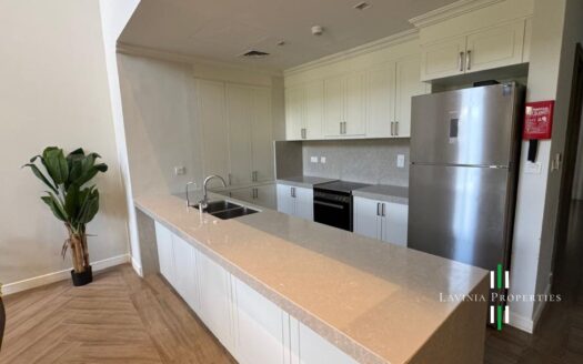 CLOSE TO PARK | SPACIOUS 4 BEDROOM VILLA | VACANT