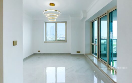 LOWER FLOOR FULLY UPGRADED IN PRIME LOCATION