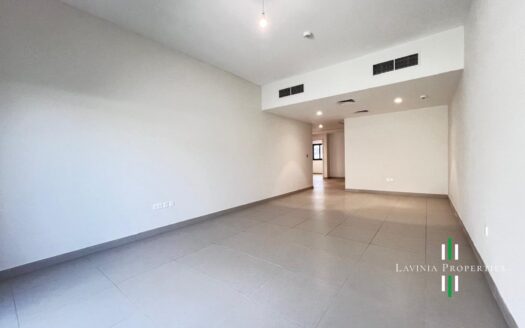 LUXURIOUS | SINGLE ROW VILLA | SPACIOUS | BRIGHT