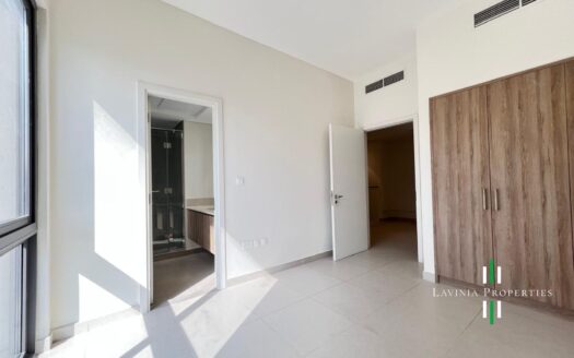 LUXURIOUS | SINGLE ROW VILLA | SPACIOUS | BRIGHT