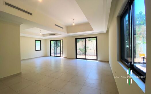 ELEGANT | SPACIOUS 5 BEDROOM VILLA | VACANT