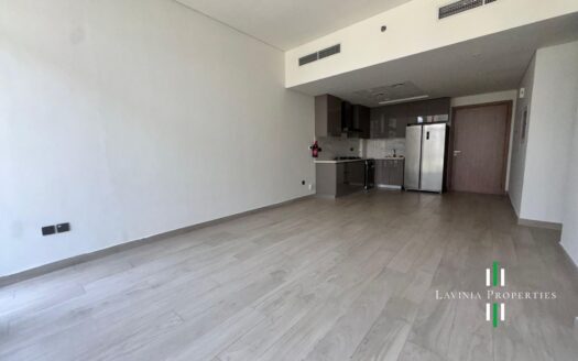 SEMI-FURNISHED 3 BHK | POOL VIEW | PRIME LOCATION