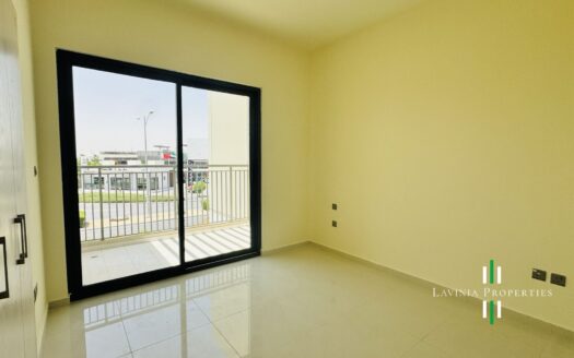 LARGEST LAYOUT | SINGLE ROW | MAXIMUM PRIVACY