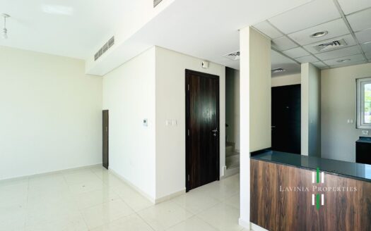 SINGLE ROW | CORNER TOWNHOUSE | EASY ACCESS