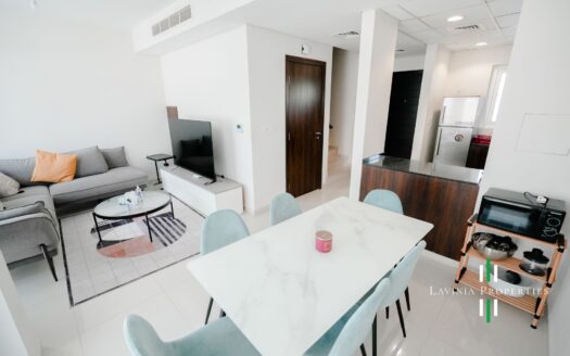 FURNISHED 3 BR TOWNHOUSE | MIDDLE UNIT | VACANT
