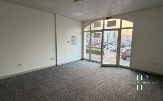 VACANT SHOP | PARKING VIEW | NEAR BLUE LINE MS