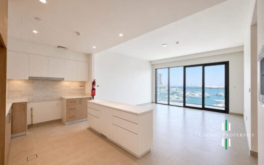 ULTRA SPACIOUS 3+MAID | VACANT | WATERFRONT LIVING