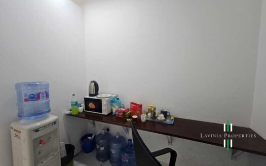 FURNISHED | AMPLE PARKING SPACE | PRIME LOCATION