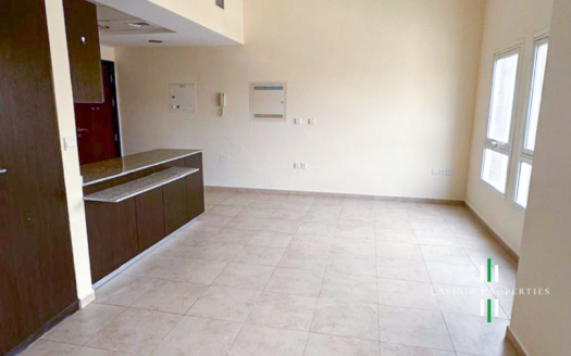 EASY ACCESS TO BUILDING | L LAYOUT | PODIUM VIEW