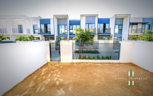 SPACIOUS TOWNHOUSE | READY TO MOVE | GREAT VALUE