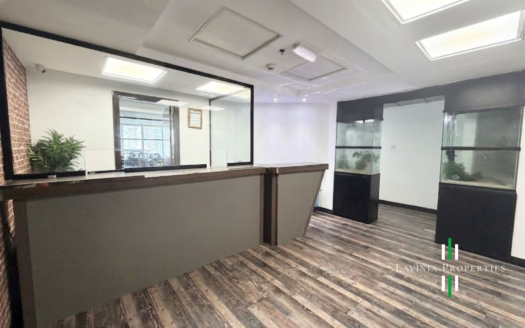 UNFURNIISHED | VACANT & READY TO MOVE IN