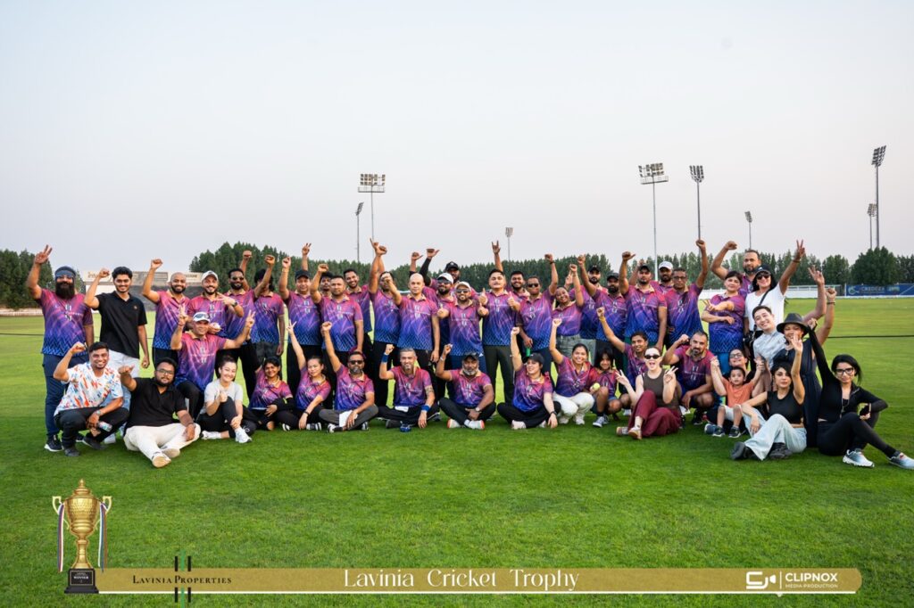 Lavinia Cricket Trophy (117) Large