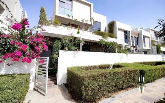 MULTIPLE OPTIONS |DUPLEX |VACANT |FULLY FURNISHED