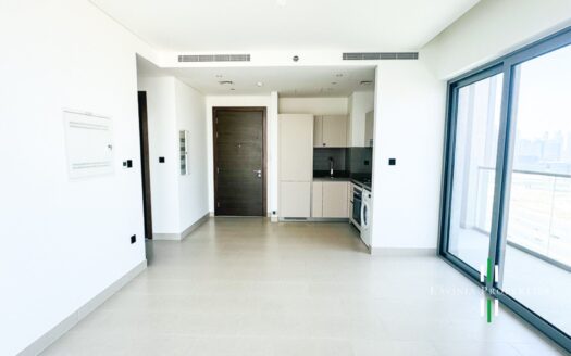 HIGH FLOOR | SPACIOUS 2BHK | OPEN-PLAN LAYOUT