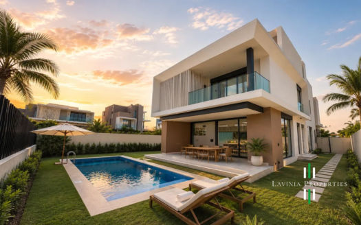 HILLTOP | VILLA | PRIVATE POOL | PARK FACING