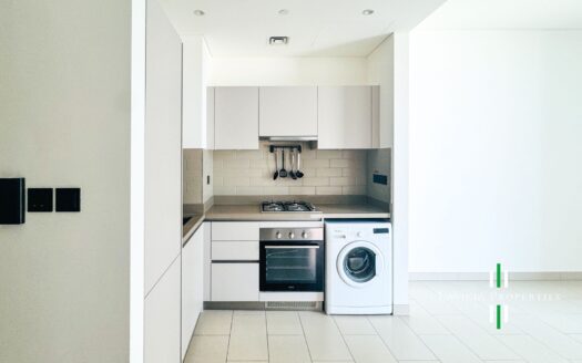 HIGH FLOOR | VASTU COMPLAINT | DOWNTOWN VIEWS