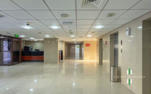AMPLE PARKING | READY TO MOVE IN | WELL-MAINTAINED