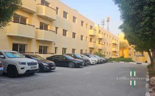 SPACIOUS 2 BHK  | FAMILY BUILDING | POOL & GYM