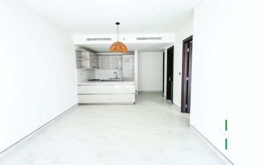 VACANT 1BHK+LAUNDRY ROOM WITH SKYLINE VIEWS