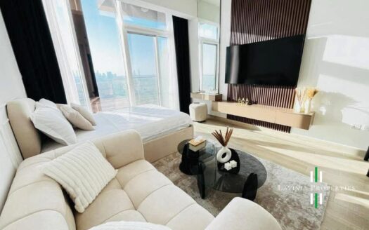FULLY FURNISHED & EQUIPPED | COVERED PARKING