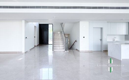 ADDRESS BRANDED | EASY ACCESS TO PARK | SINGLE ROW