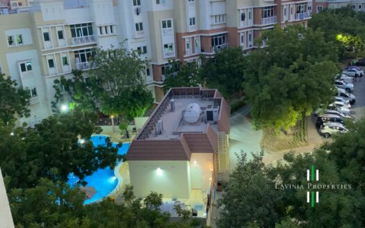 SEMI-CLOSED KITCHEN |GARDEN VIEW |NEAR MS |MED 85