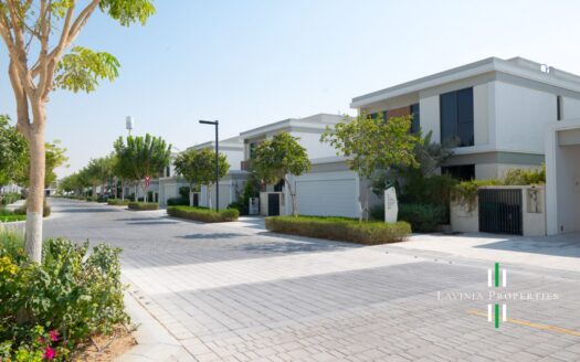 SINGLE ROW | NEARBY PARK & AMENETIES | GARDEN