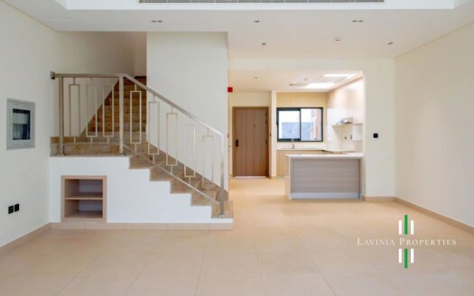 BRAND NEW VILLA I MULTIPLE OPTIONS I WITH TERRACE