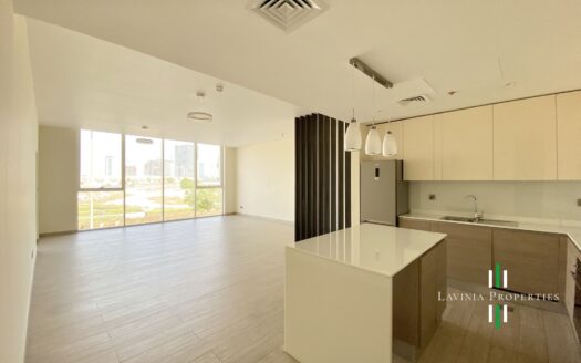 HUGE LIVING AREA | OPEN VIEW | MULTIPLE SCHOOLS