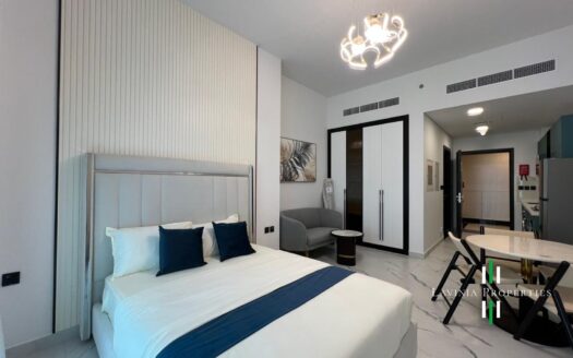 FULLY FURNISHED & EQUIPPED APPLIANCES w/ OWN PARKING