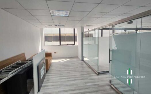 WITH UTILITY |FITTED OFFICE |AMPLE PARKING |VACANT